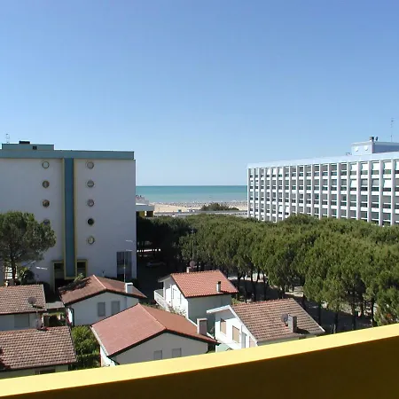Complesso Solarium Apartment Bibione Exterior photo